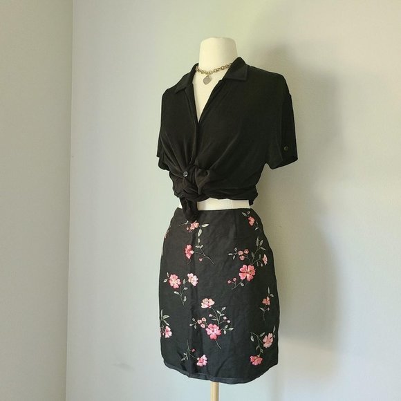 Vintage Black Linen Embroidered Mini Skirt - Picture 1 of 4